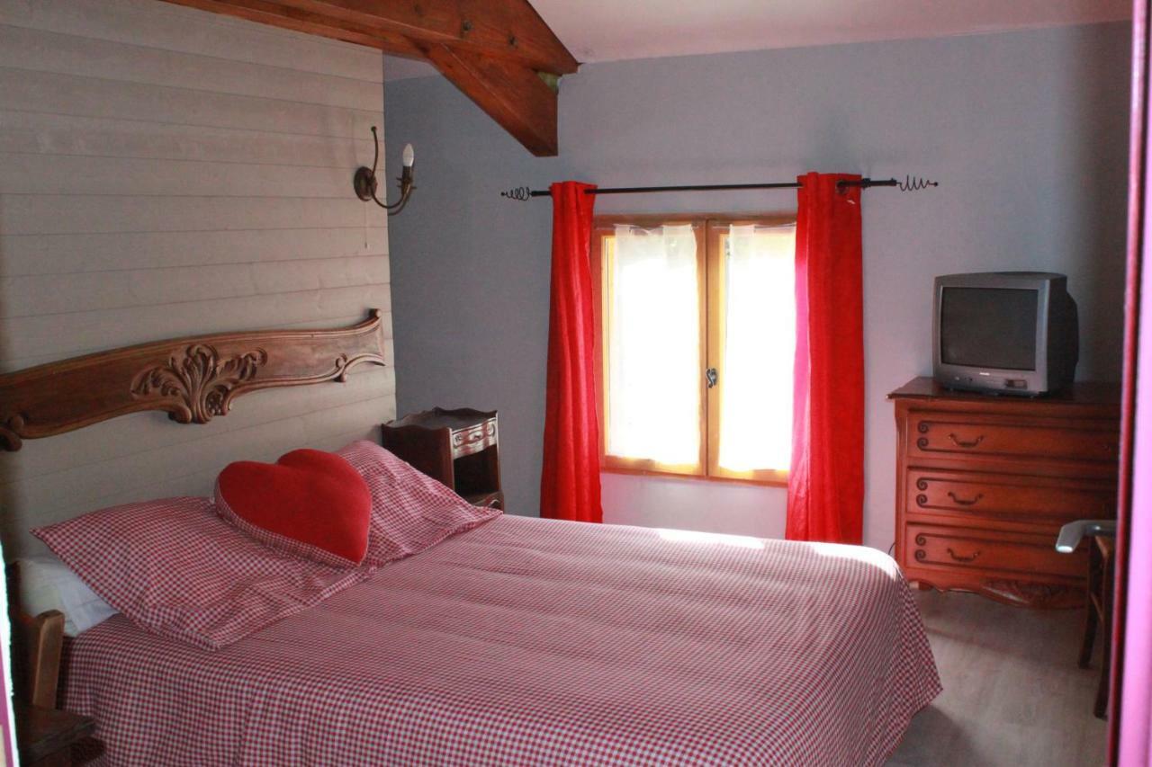 Belle Maison De Montagne Casteil Eksteriør billede