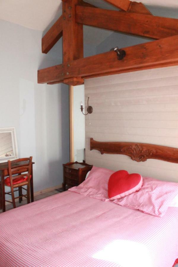 Belle Maison De Montagne Casteil Eksteriør billede